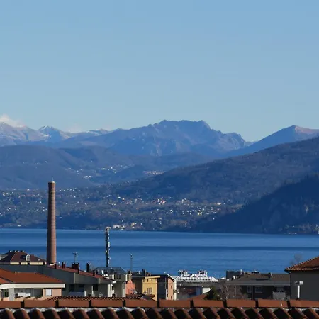 Appartement La Perla Del Verbania